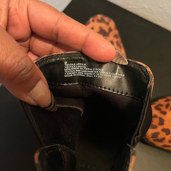 Target Brown Ankle Boots Sleek Suede Design - Picture 5 of 6